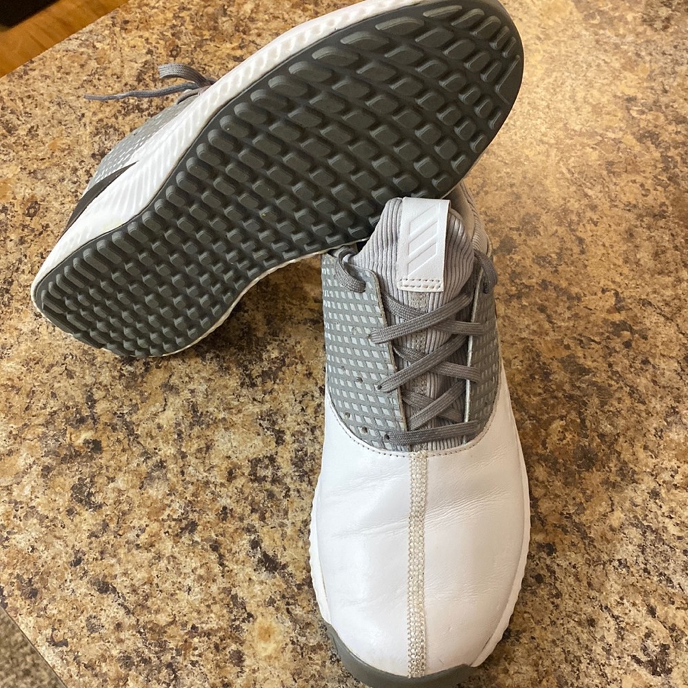 Men’s adidas bounce leather golf shoes